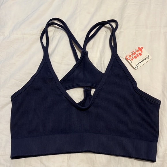 NWT Free People Movement Free Throw Bra Large Navy Blue - Picture 4 of 7
